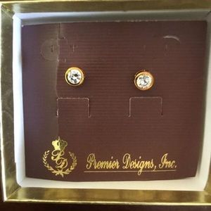 “Simply Charming” Gold Stud Earrings